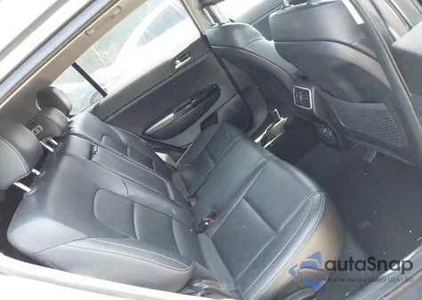 2018 Kia Sportage Ex z USA, uszkodzony, nr VIN KNDPNCAC9J7400836